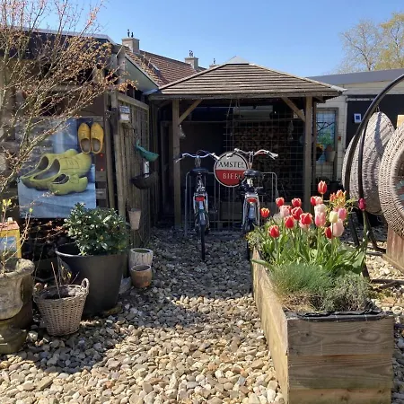 Tiny House Tulp Oudesluis (North Holland)
